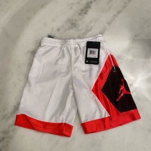 Boys Jordan shorts size 5/6
